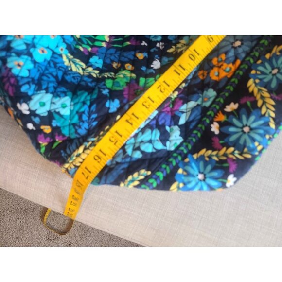 Vera Bradley large duffel - Picture 7 of 8
